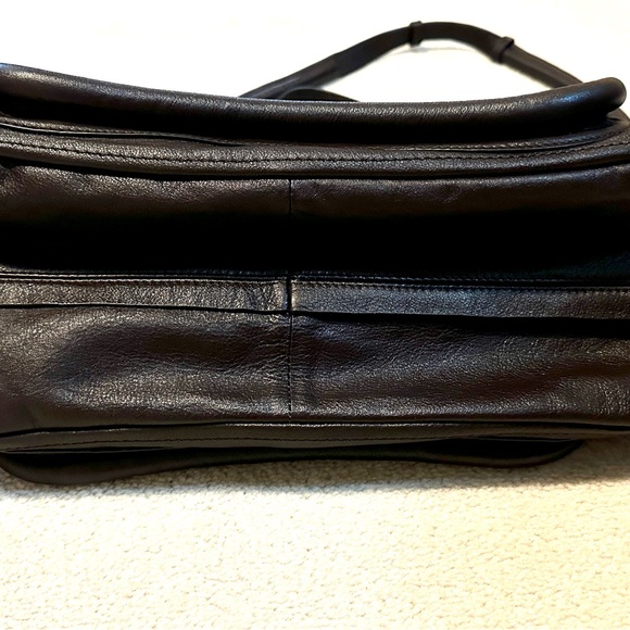 Authentic Chloe Paraty - Picture 10 of 10